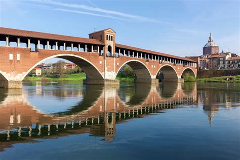 Pavia